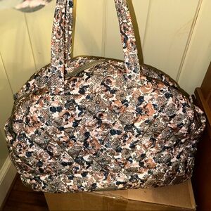 Vera Bradley duffle bag